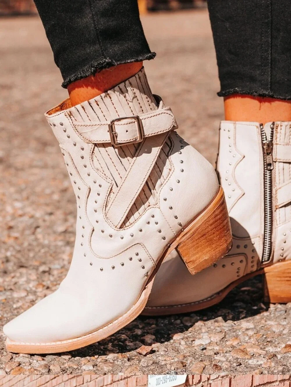 Freebird Morgan Cowboy Western Ankle Leatger Booties Beige Handmade Mexico Sz.9